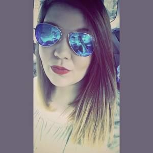 Meet your Posher, Whitney